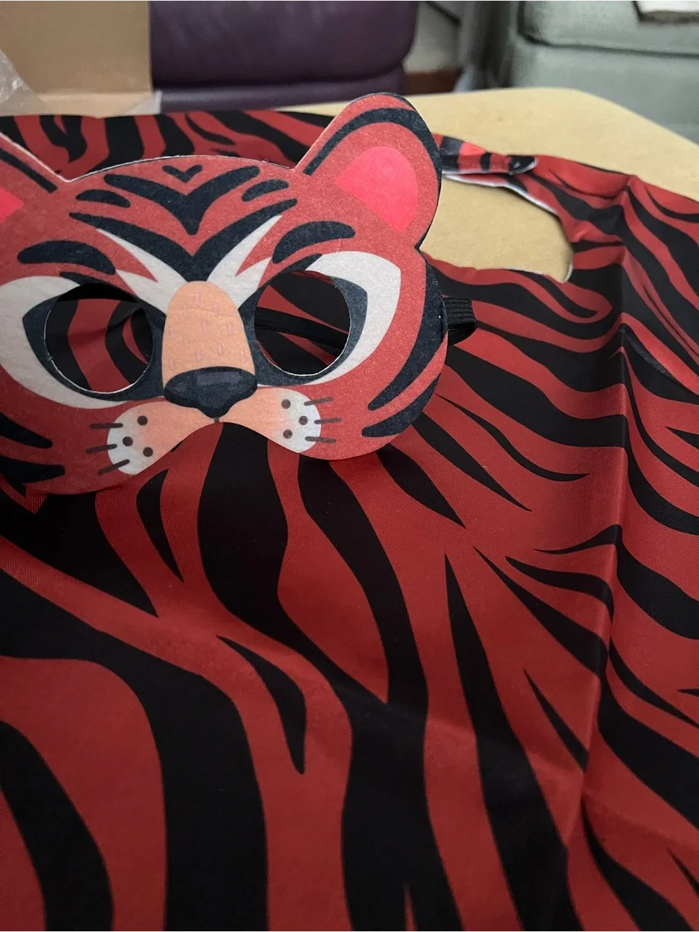 Toddlers tiger fun costume with mask
